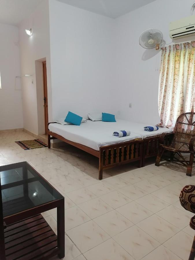Basuri Beach Resort Varkala Eksteriør billede