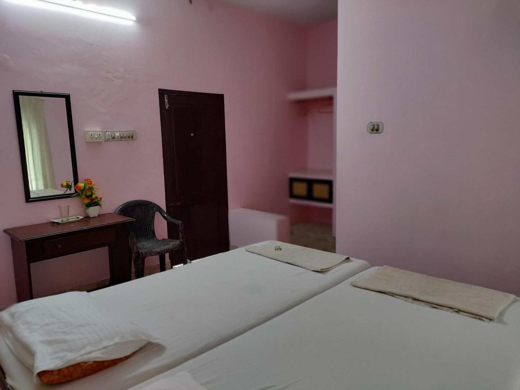 Basuri Beach Resort Varkala Eksteriør billede